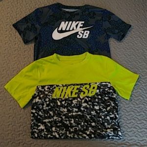 Nike Dri-Fit T-Shirts (Set of 2)